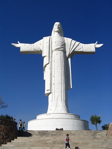 10 Most Famous Jesus Statues In The World