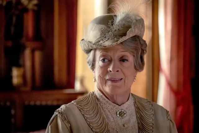 Maggie Smith, the grandmother we all dream of having 1 Maggie Smith, the grandmother we all dream of having