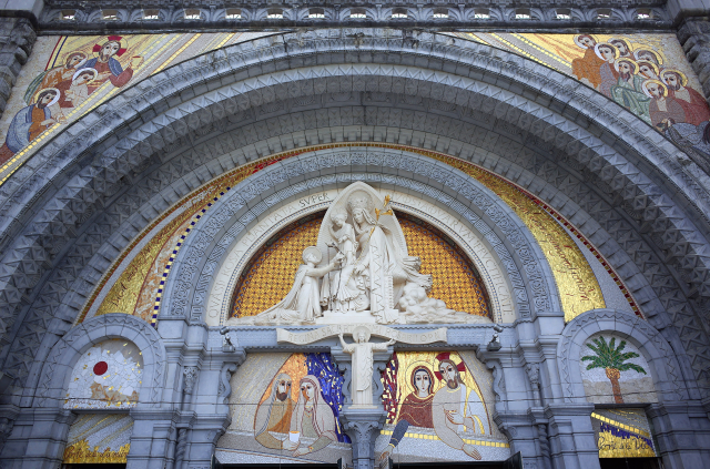 Lourdes: Rupnik mosaics soon to be removed?